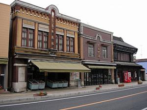 『看板建築』の画像