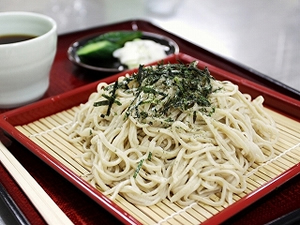 やさとそばのアップ