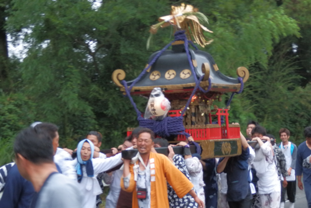三村須賀神社祇園祭の様子