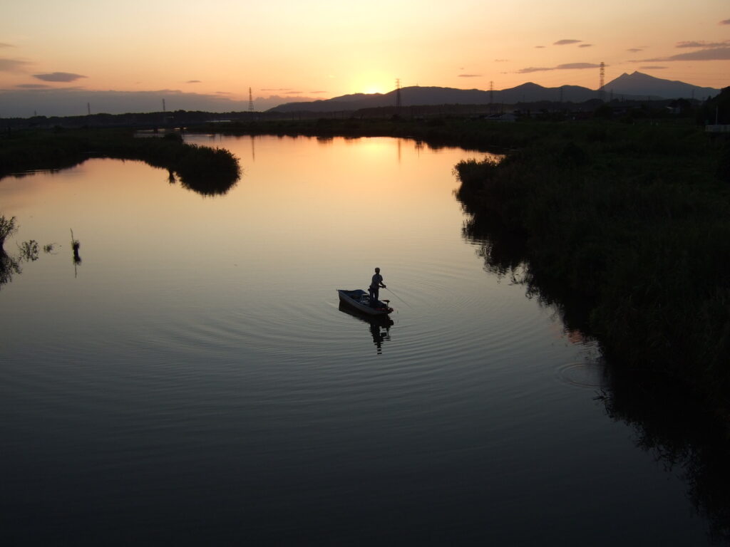 『恋瀬川の暮色』