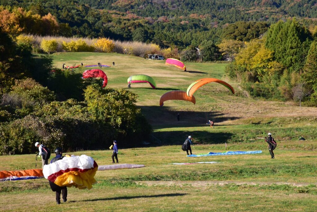 優秀賞『明日は大空へ』告耕二